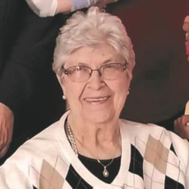 Obituary of Lillian M. Benoit