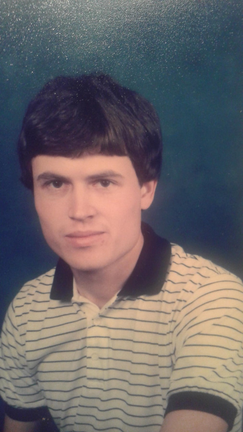 Obituario de Val Scott Henry