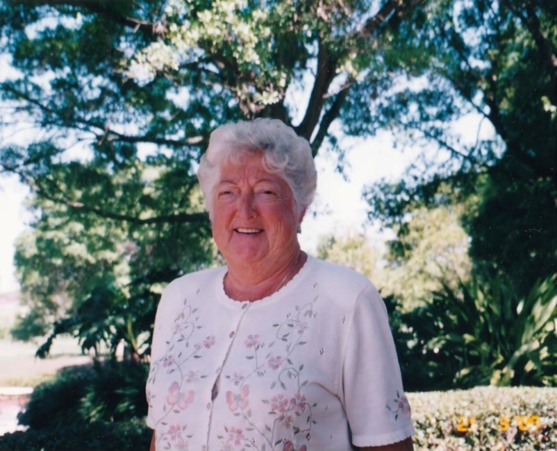 Obituary of Doris D Garry