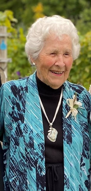 Obituary of Alice Dürst Smith