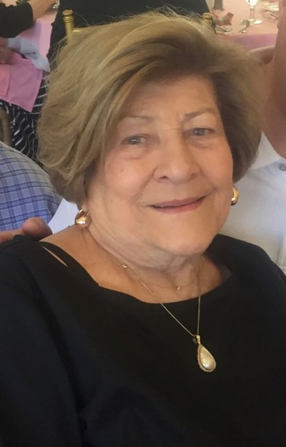 Obituary of Elsie Triantos