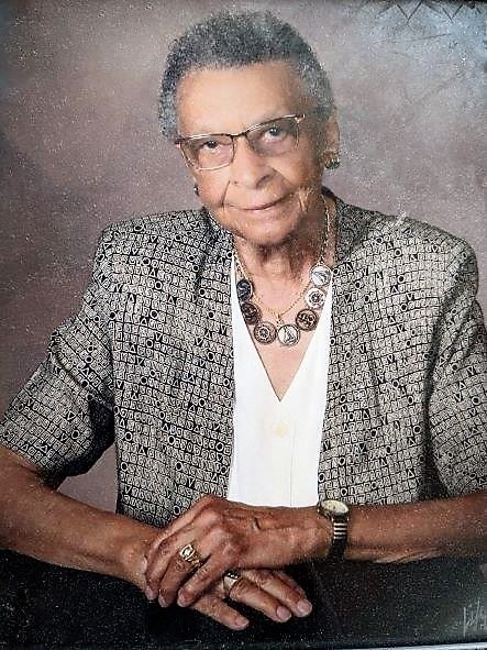 Obituary of Harriet Gloria Hall