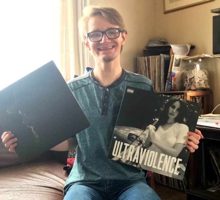 Obituario de Jakob "Niccolo" Niccolo Merrill