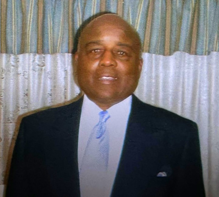 Avis de décès de Robert L. Brooks