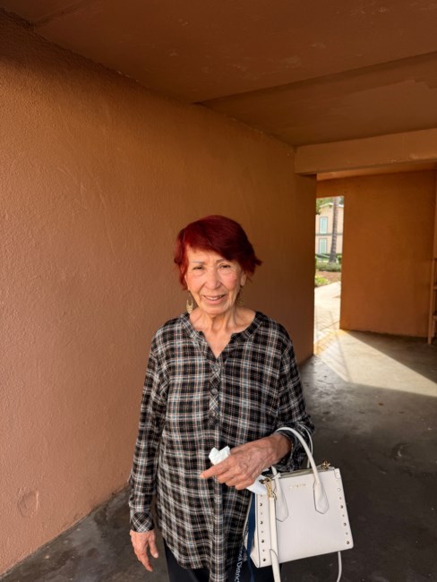 Obituary of Maria Santos Hernandez de Leon