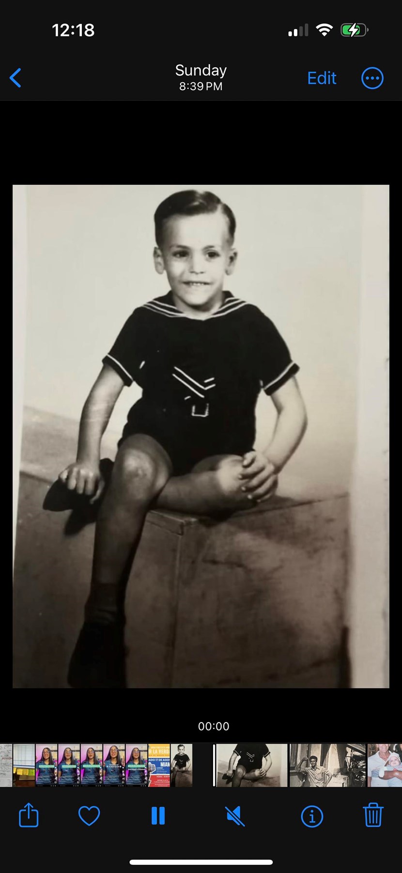 Obituary of Alberto Gonzalez de la Pena  W