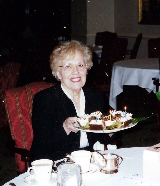 Obituary of Bessie Maverkos Sfakianos