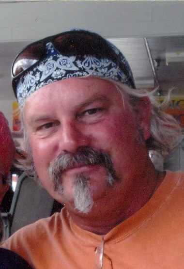 Obituary of Russell D Topp