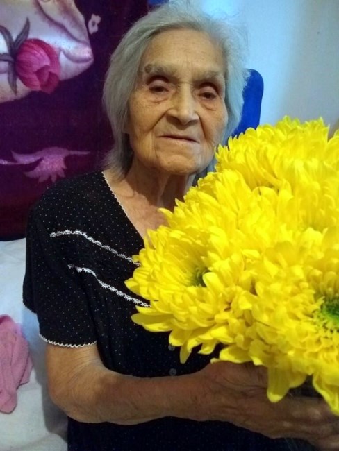 Obituary of Maria Luisa Salinas