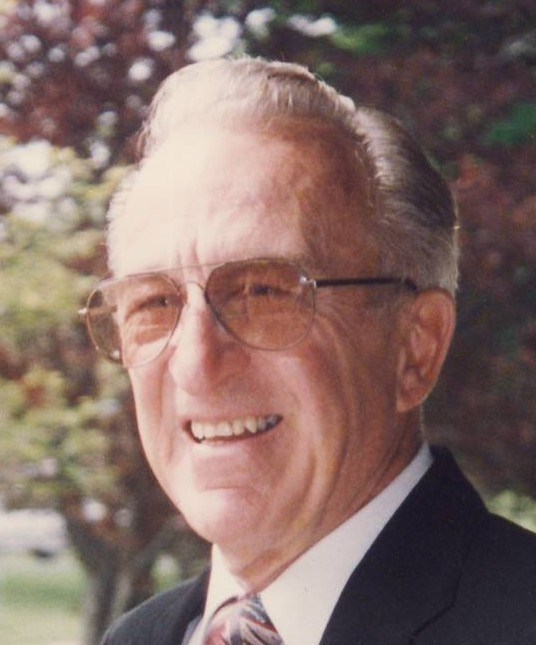 Obituario de James R. Olean