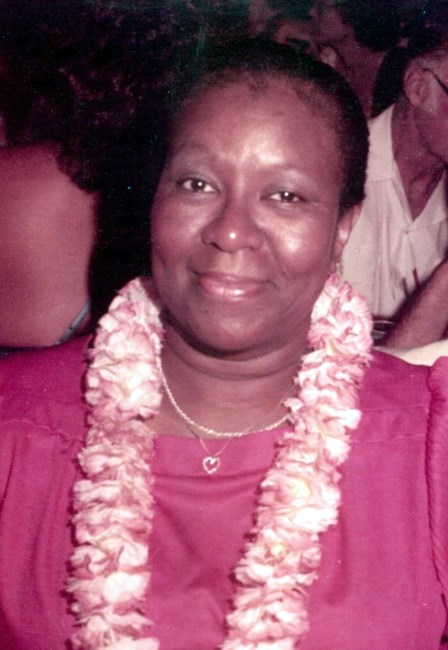 Obituario de Mrs. Evelyn Perkins