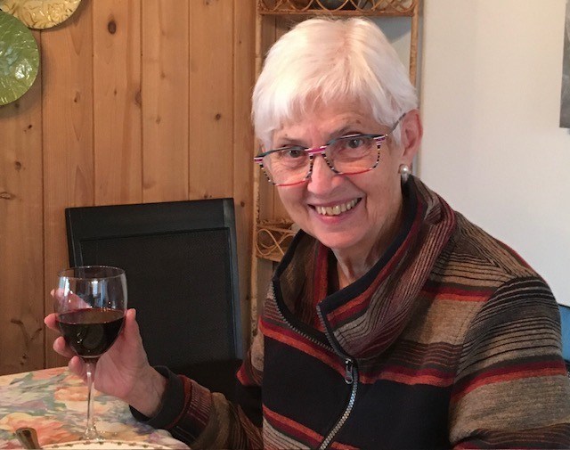 Avis de décès de Joan Elizabeth Davidson