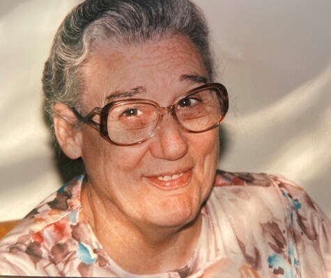 Obituary of Edna Francis Taylor