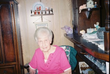 Obituary of Sylvia Emelia Cross