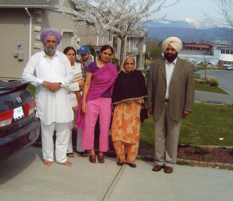 Kulwinder Dhaliwal Obituary Abbotsford Bc Participation and coordination conducted by somar krekar and conversations lines and eeg is an installation by vanessa li and joty dhaliwal, mapping readings from an eeg headset to a projection mapped generative line design.