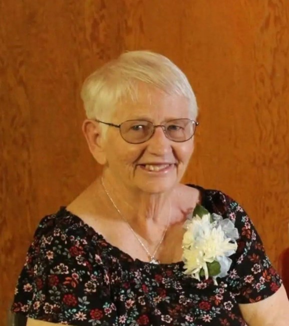 Avis de décès de Elaine Mae Weisbrook