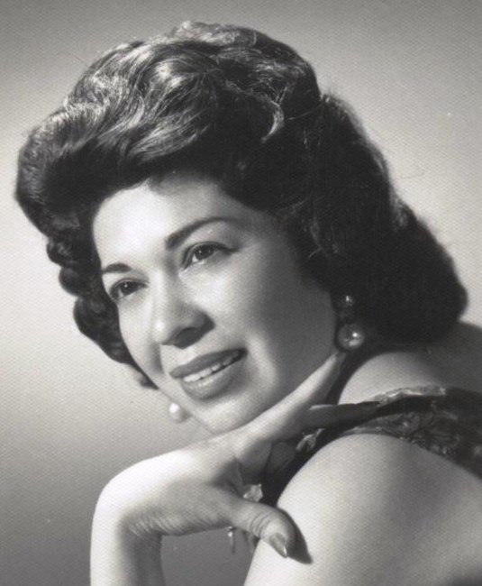 Obituary of Dora Reyes