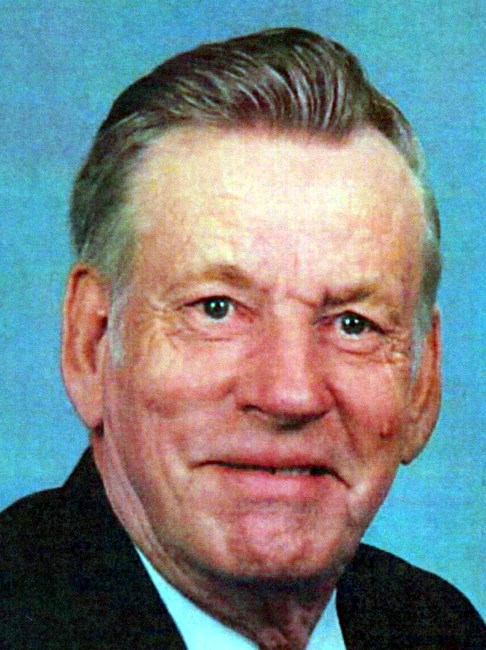 Obituary of Robert Maxell White