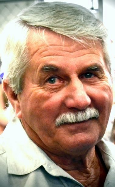 Obituario de Elliott Jude Breaux