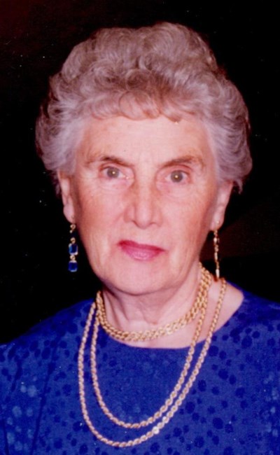 Obituario de Sarah Sadie Elizabeth Hillier Farrant