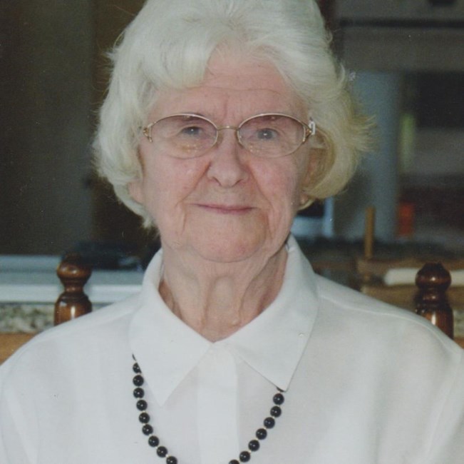 Obituary of Evelyn D. Robinson