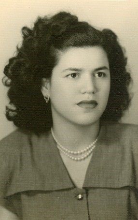 Obituary of Manuelita Landazuri Perez