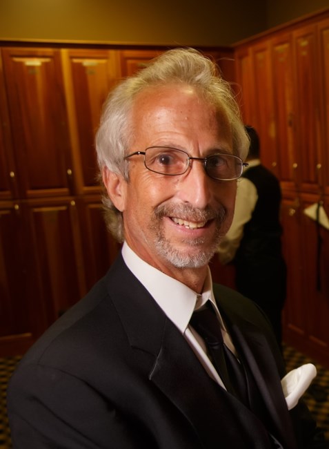 Obituario de Michael Serenelli