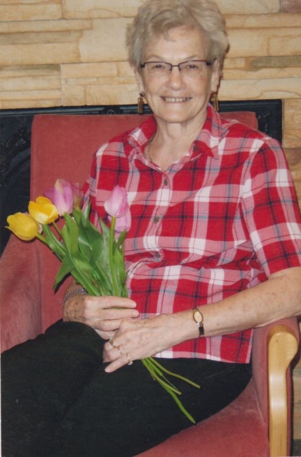 Obituary of Shirley Dafoe Powers