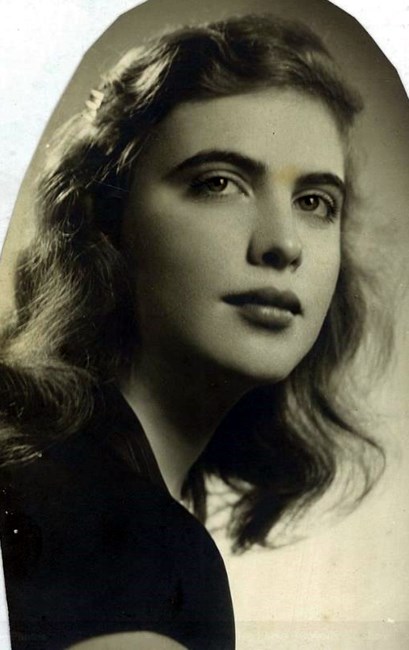 Obituary of Yvonne Herrera Cantilo