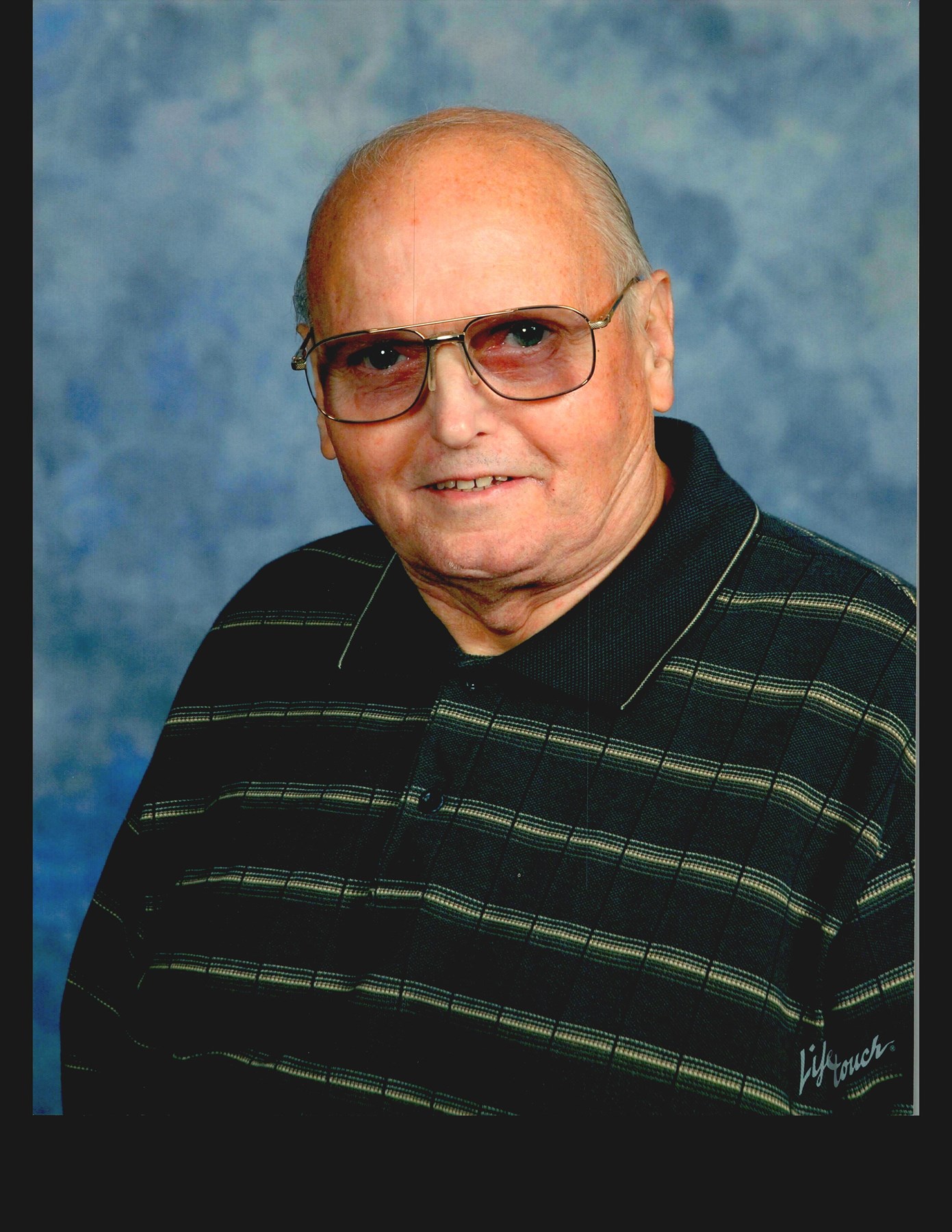 Obituario de Van George