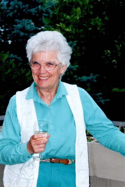 Obituary of Patricia Mary Harvey
