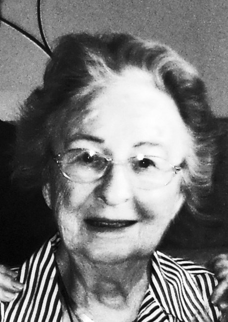 Obituary of Elaine E. Simmons
