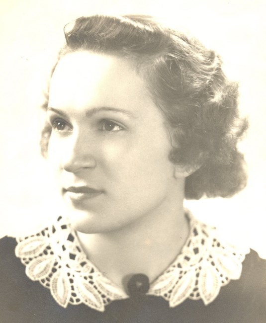 Obituary of Evangeline Lach Pawlowski