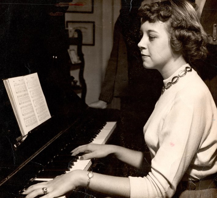 Avis de décès de Peggy Joyce Ellison