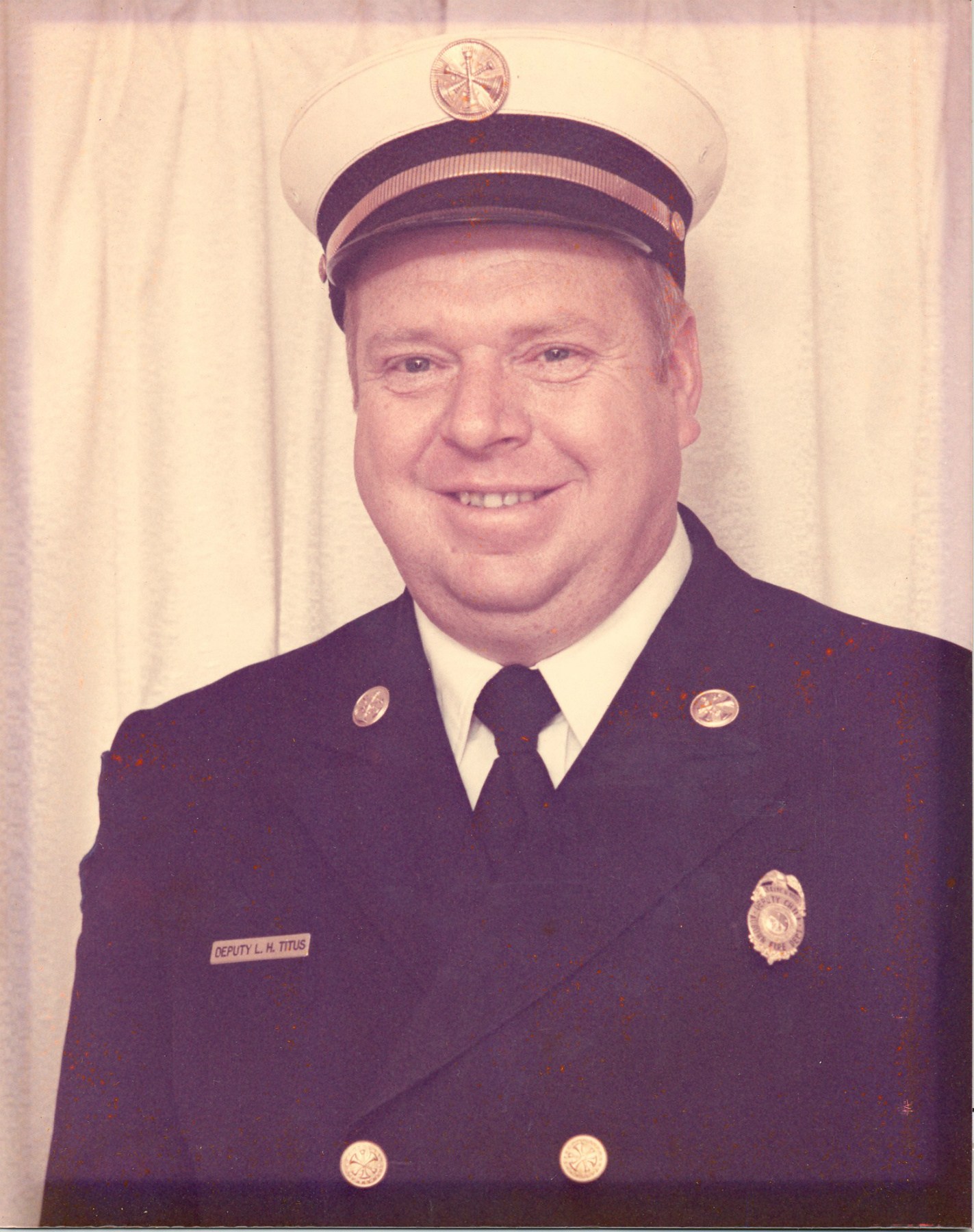 Obituary of Leslie H. Titus