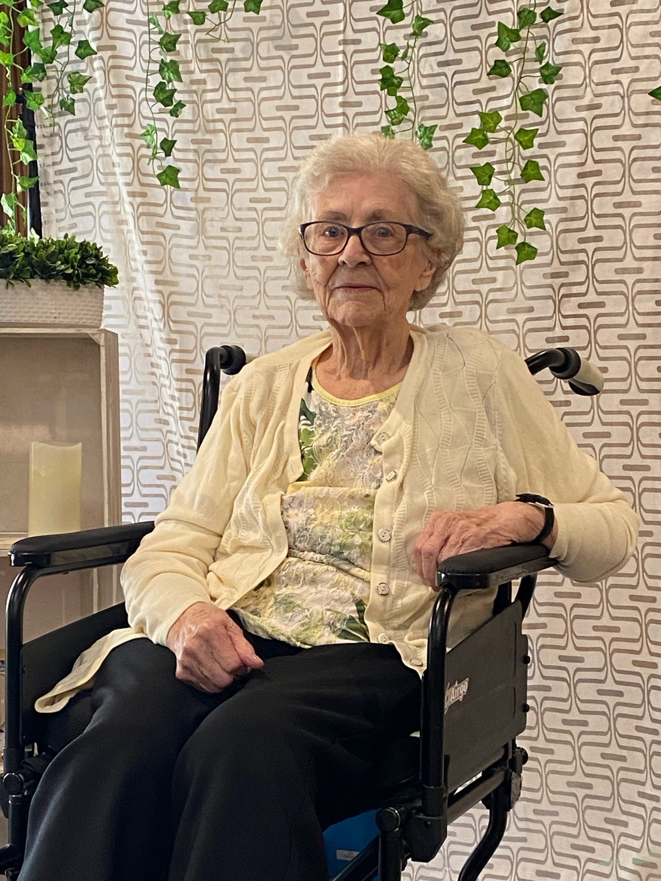 Obituary of Gladys Margery Pauls