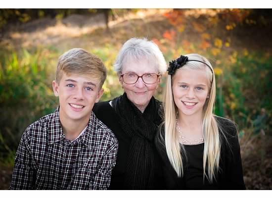 Obituary of Elizabeth June Holland