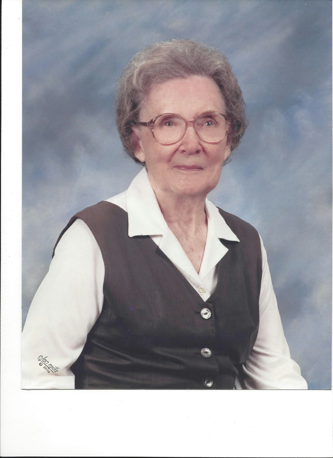 Obituary of Evelyn Bishop Horton