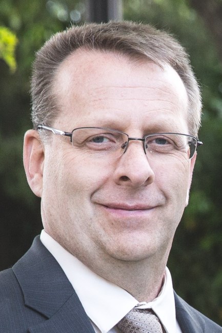 Obituary of Kent Kenny R Hart