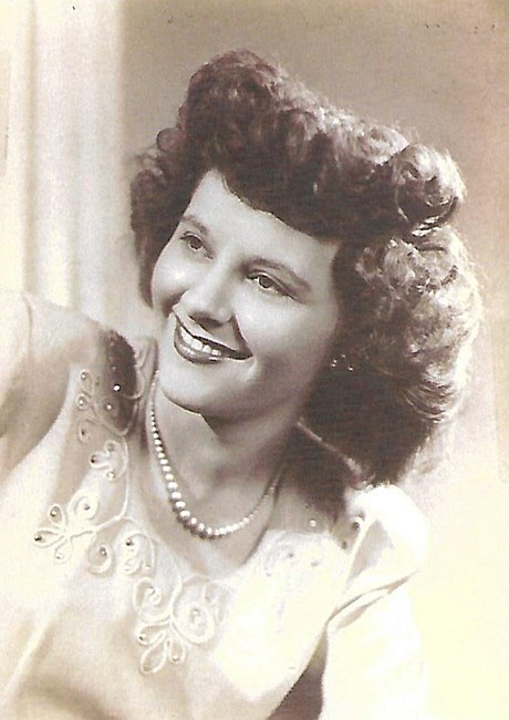 Obituario de Betty Ruth Jones