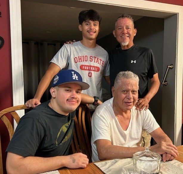 Obituario de Izzy Bustos