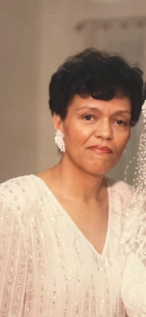 Avis de décès de Elaine Delores Taylor