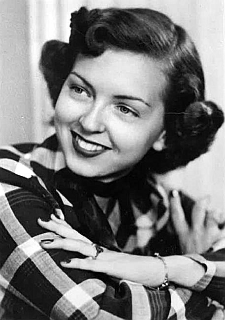 Obituary of Peggy Blum