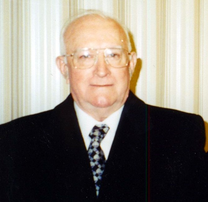 Obituary of Lester L Lloyd