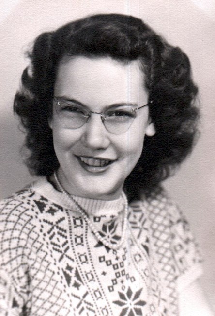 Obituary of Floralee Lewis