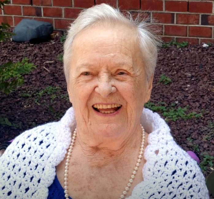 Obituary of Doris F. Clark
