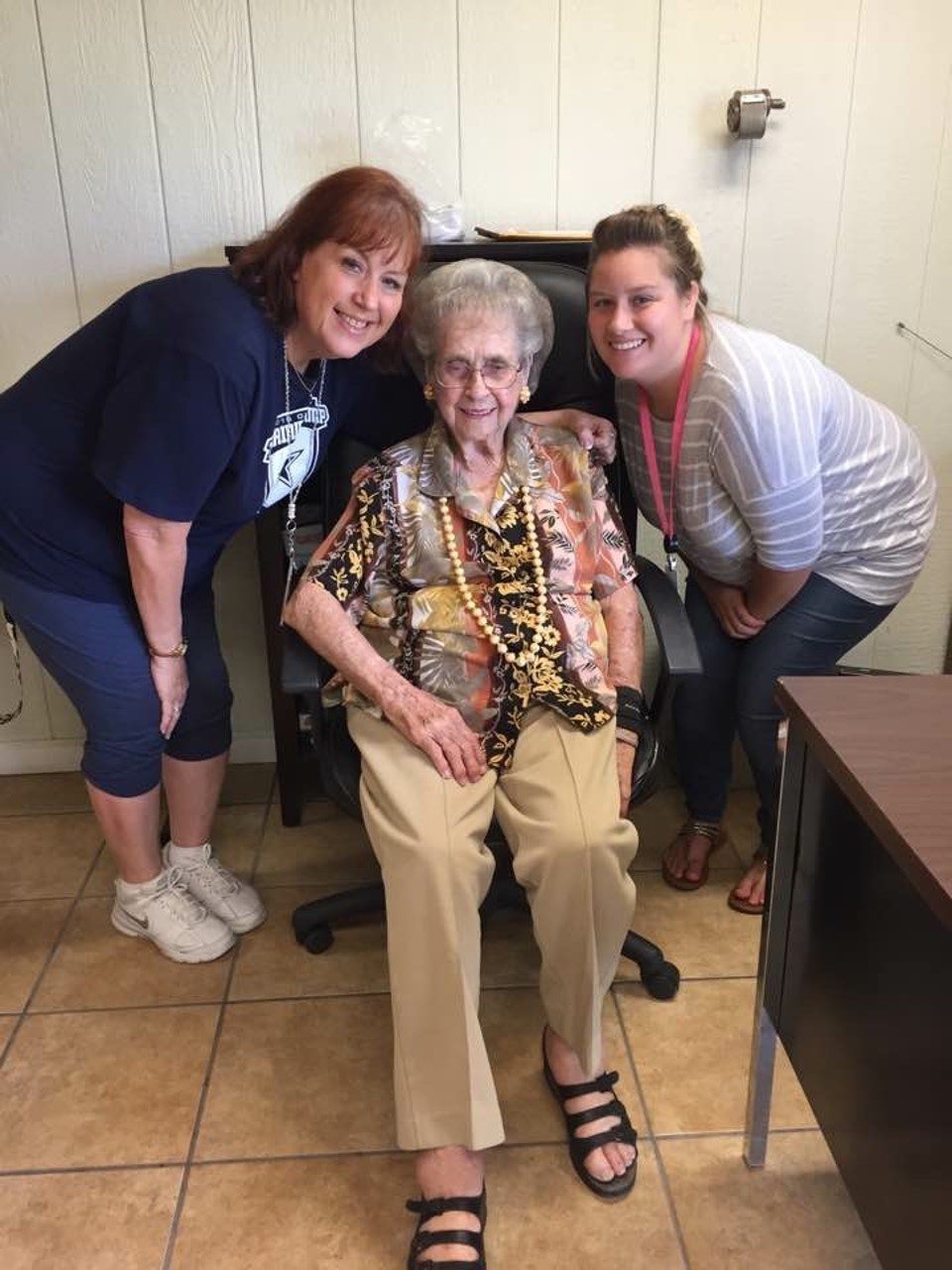 Obituary of Ella Lou Marquez