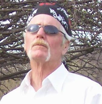 Avis de décès de James O Mackey