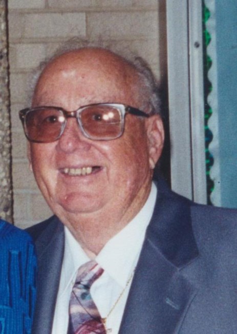 Obituary of Elroy "Lee" or "Moon" George Eiserloh