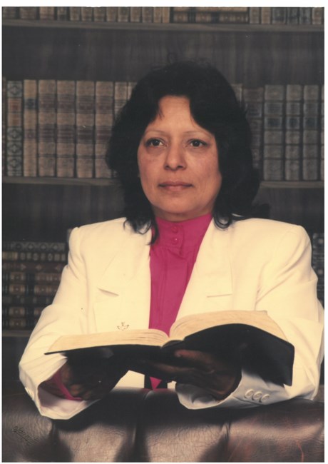 Obituary of Aurora Damian